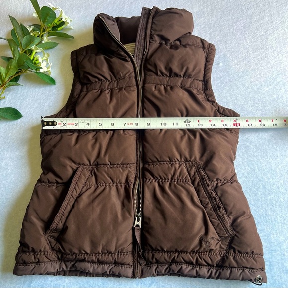 American Eagle Outfitters Cropped Puffer Vest Women's Size Small Brown Full Zip - Picture 3 of 11